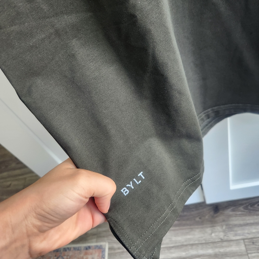 Bylt Basic Crew Split Hem Lux Tee Small - image 3